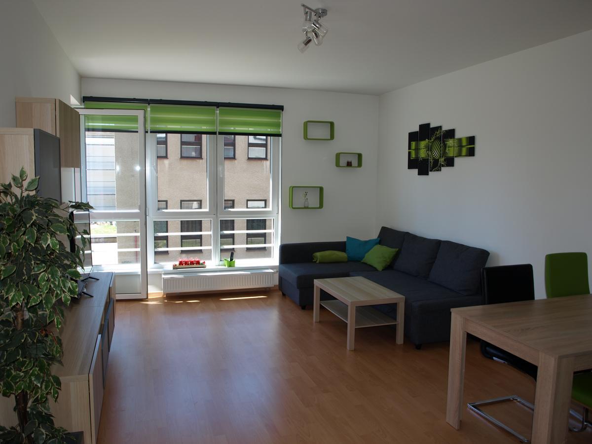 Self Check In/out Apartment